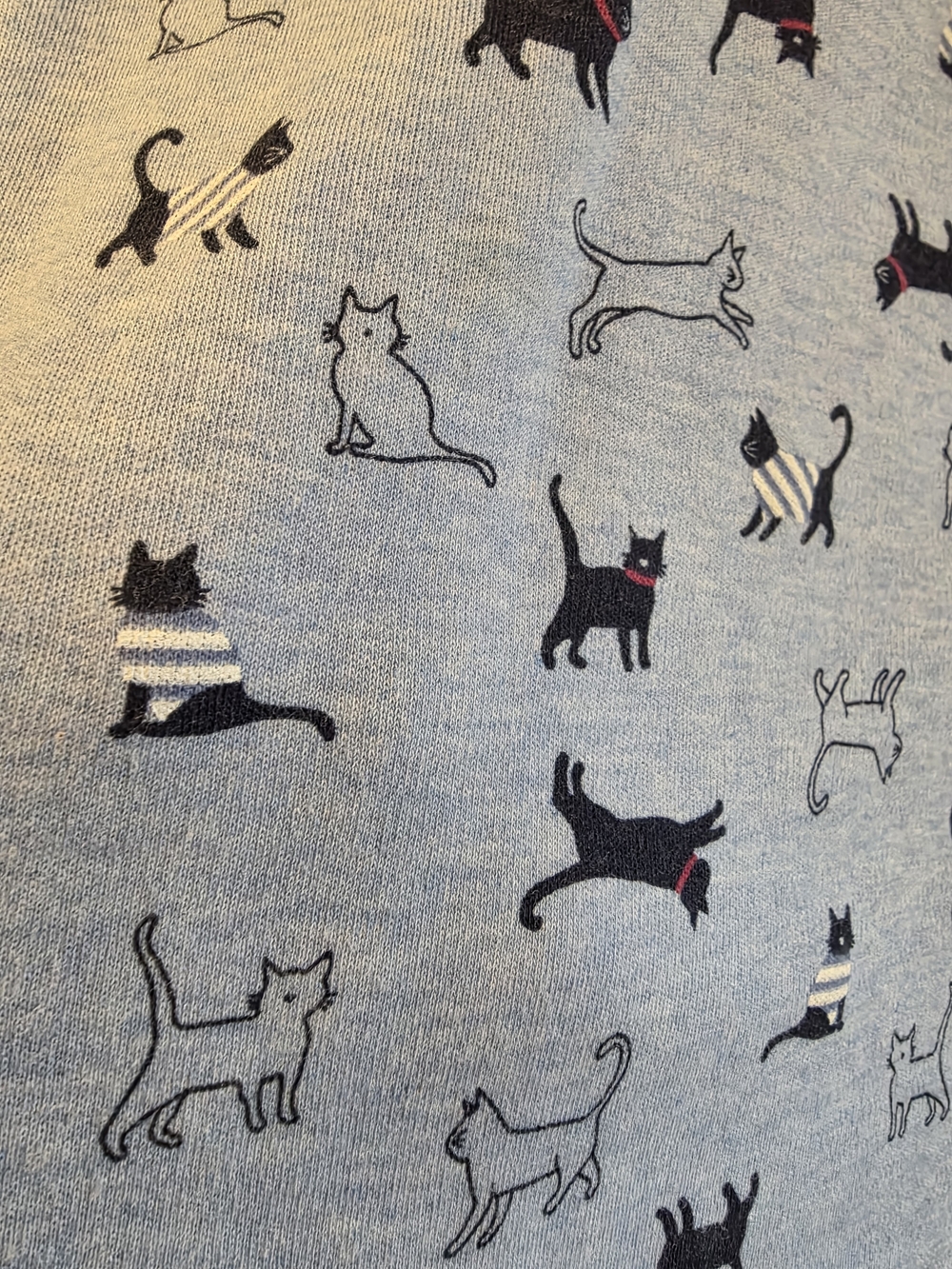 Karen Scott Light Blue Cat Print Short Sleeve Henley Top - Picture 6 of 7
